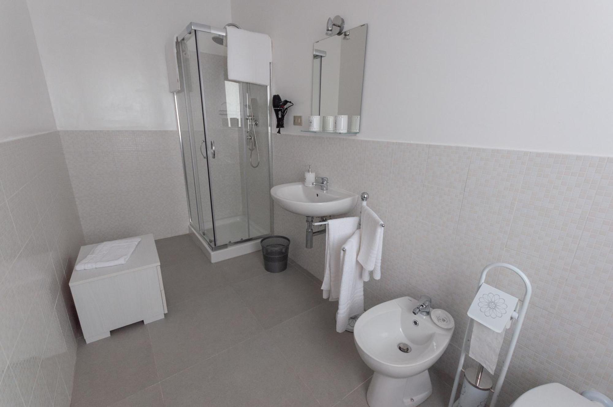 Terrazze Dannunziane Hotel Pescara Buitenkant foto